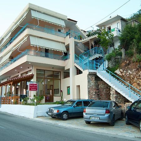 Let Rooms Lukova מראה חיצוני תמונה