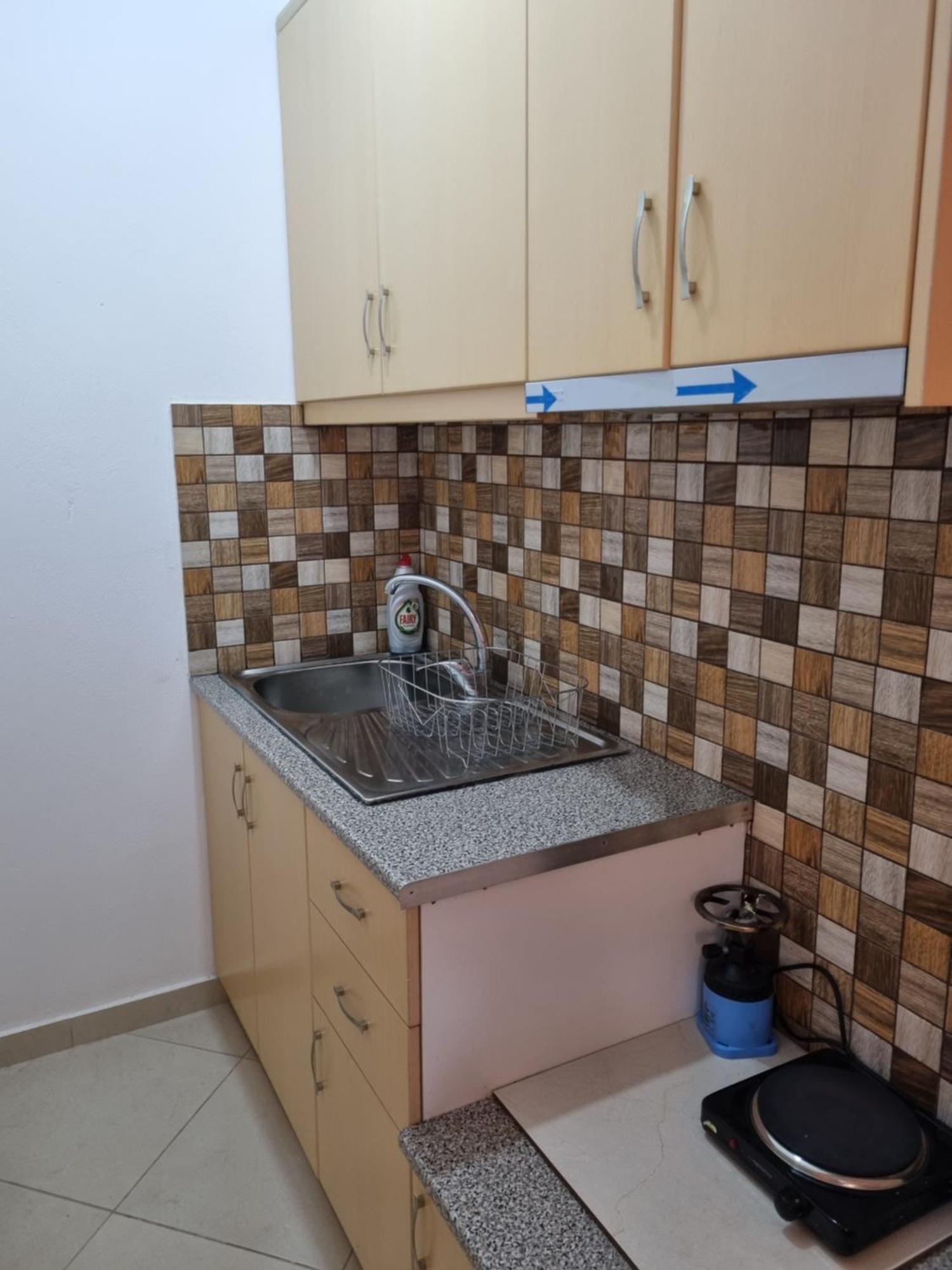 Let Rooms Lukova מראה חיצוני תמונה