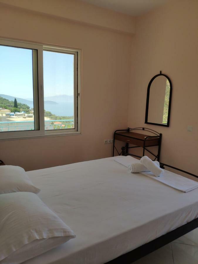 Let Rooms Lukova מראה חיצוני תמונה