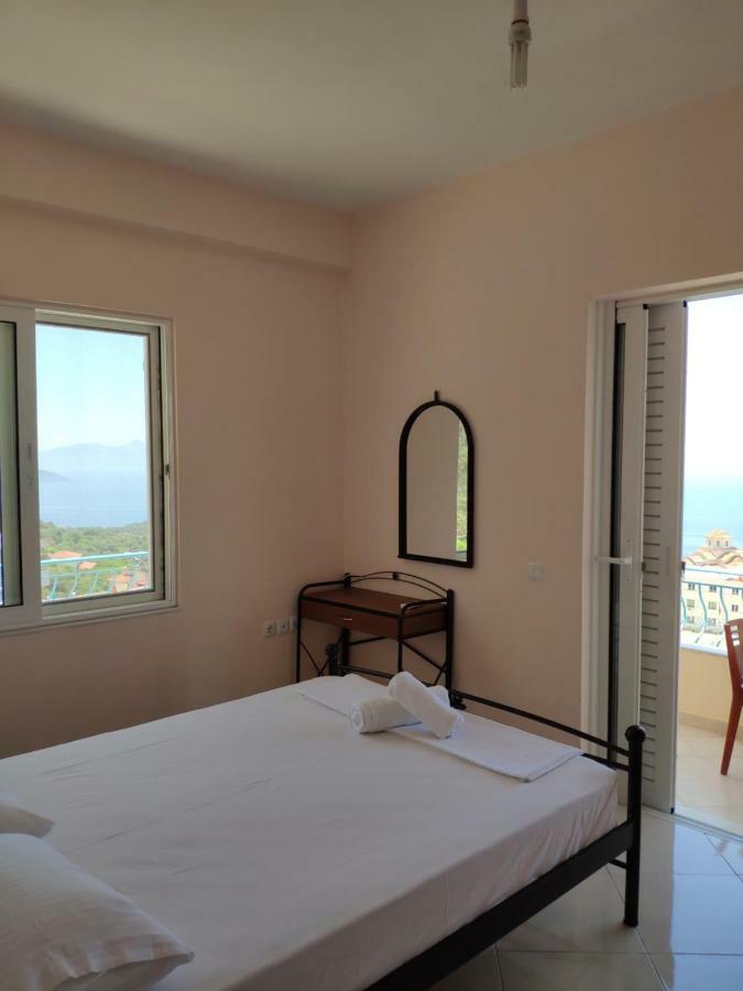 Let Rooms Lukova מראה חיצוני תמונה