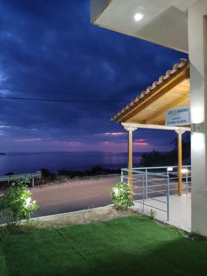 Let Rooms Lukova מראה חיצוני תמונה